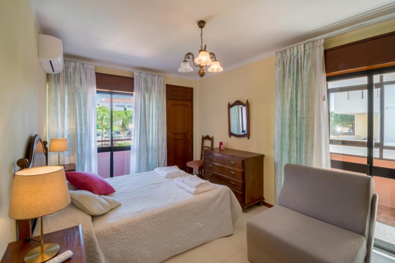 Apartamento Sao Pedro Do Mar Quarteira Extérieur photo