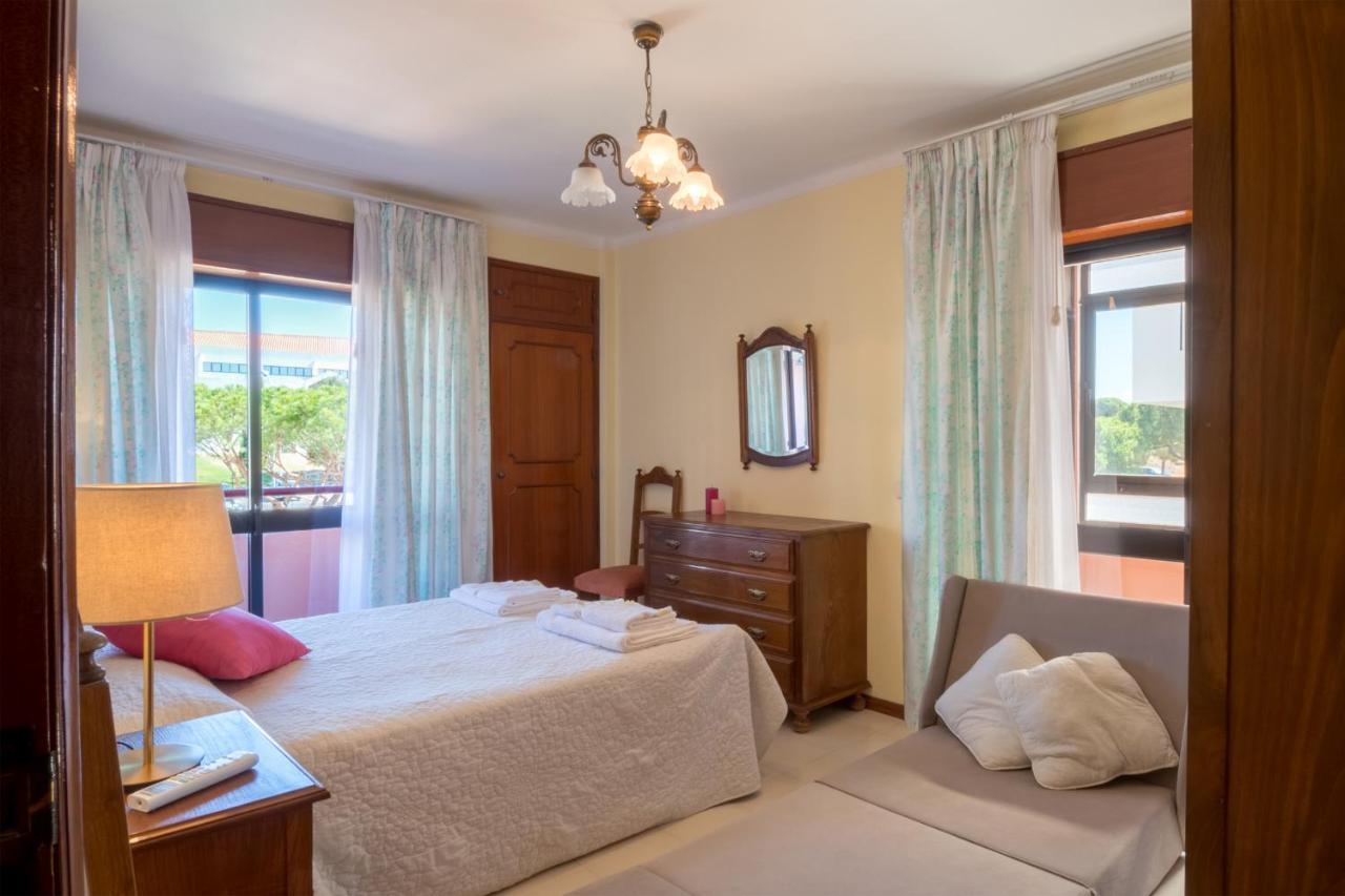 Apartamento Sao Pedro Do Mar Quarteira Extérieur photo